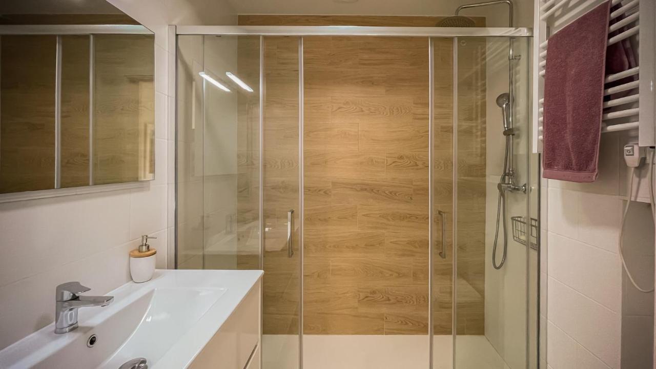 Piso Centrico En Mino Apartment Ngoại thất bức ảnh